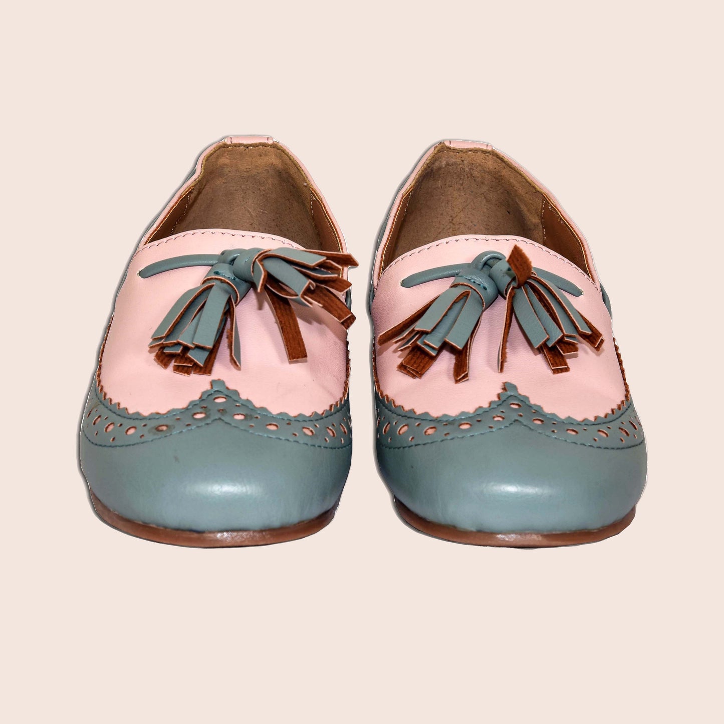 Tip Toe Tassel