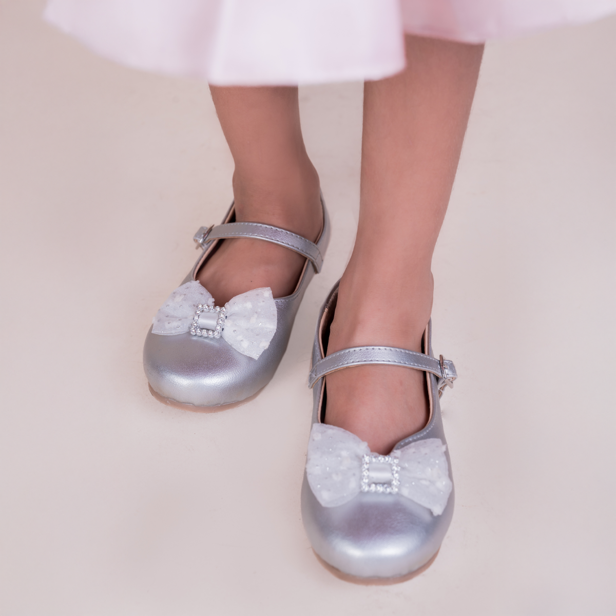 Silver whisper